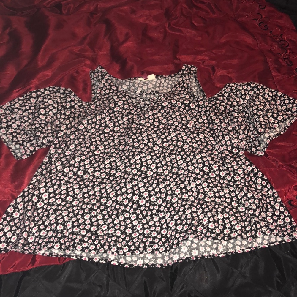 Cold shoulder shirt
